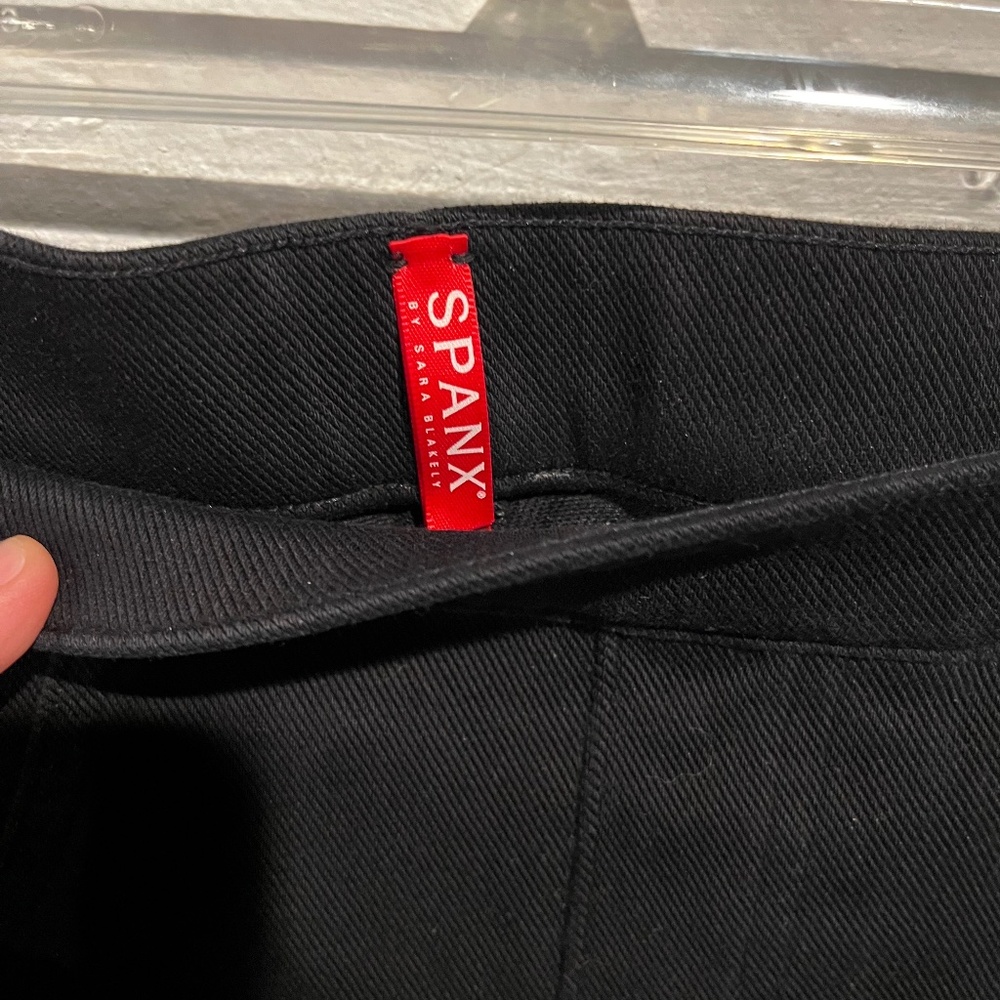 SPANXshape™ EveryWear Ankle Skinny Jeans